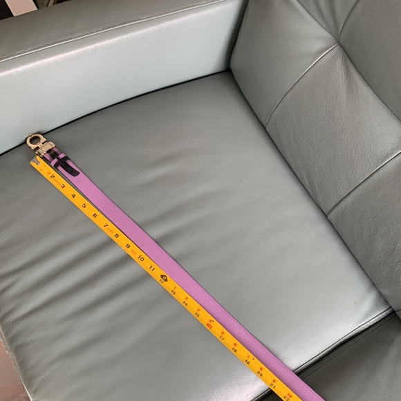 Salvatore Ferragamo Gancini Reversible Leather Belt - Picture 9 of 11